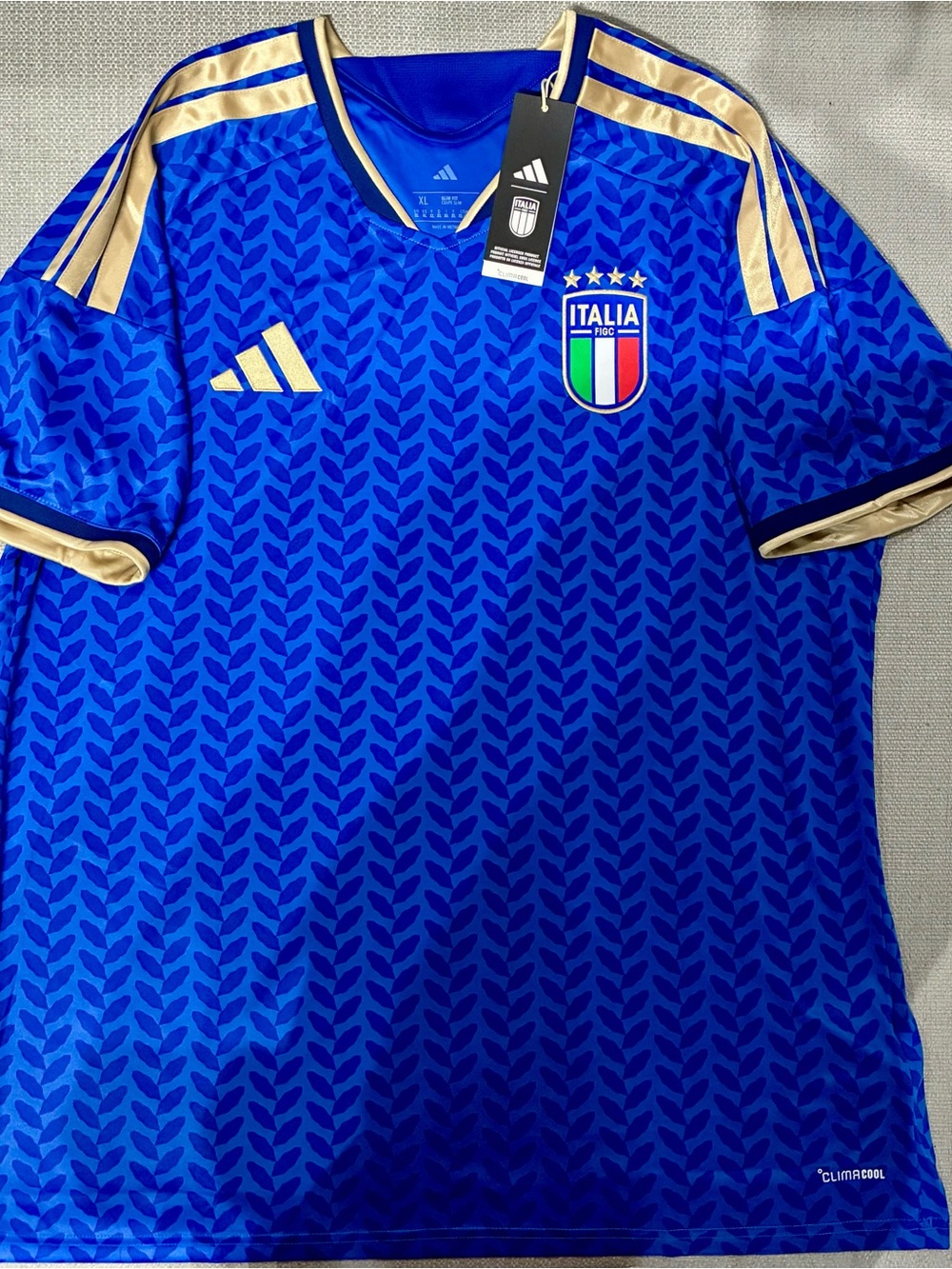 2026 Italy Home Jersey — Men's XL (NWT)